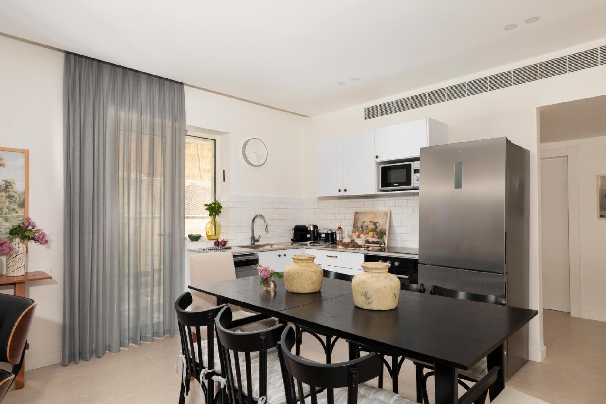 The J - Luxury Apartments By Localz Jerusalem Exterior foto